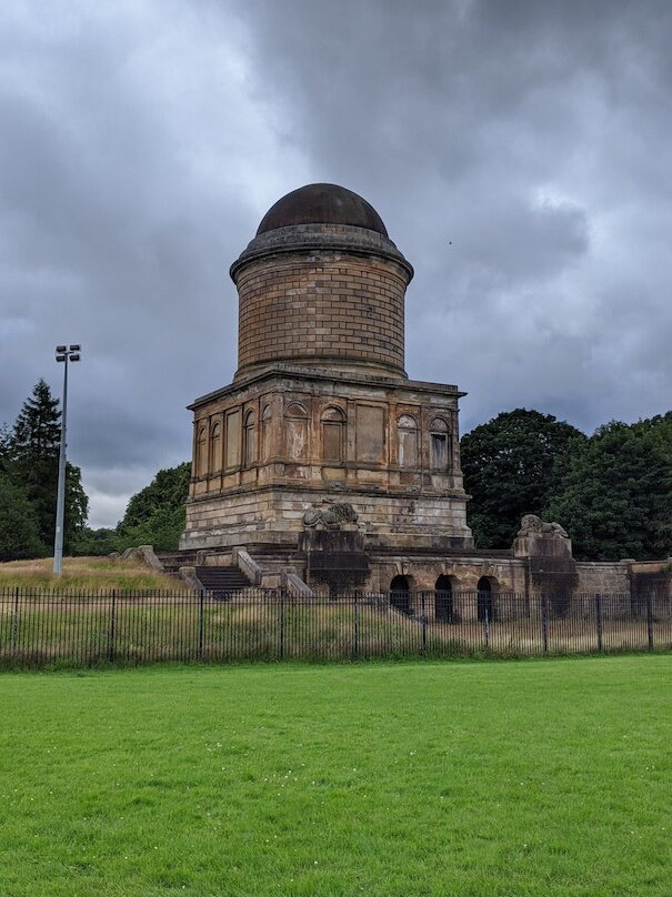 Hamilton Mausoleum景点图片