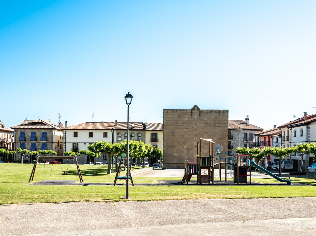 穆斯吉尔达乡村酒店主图