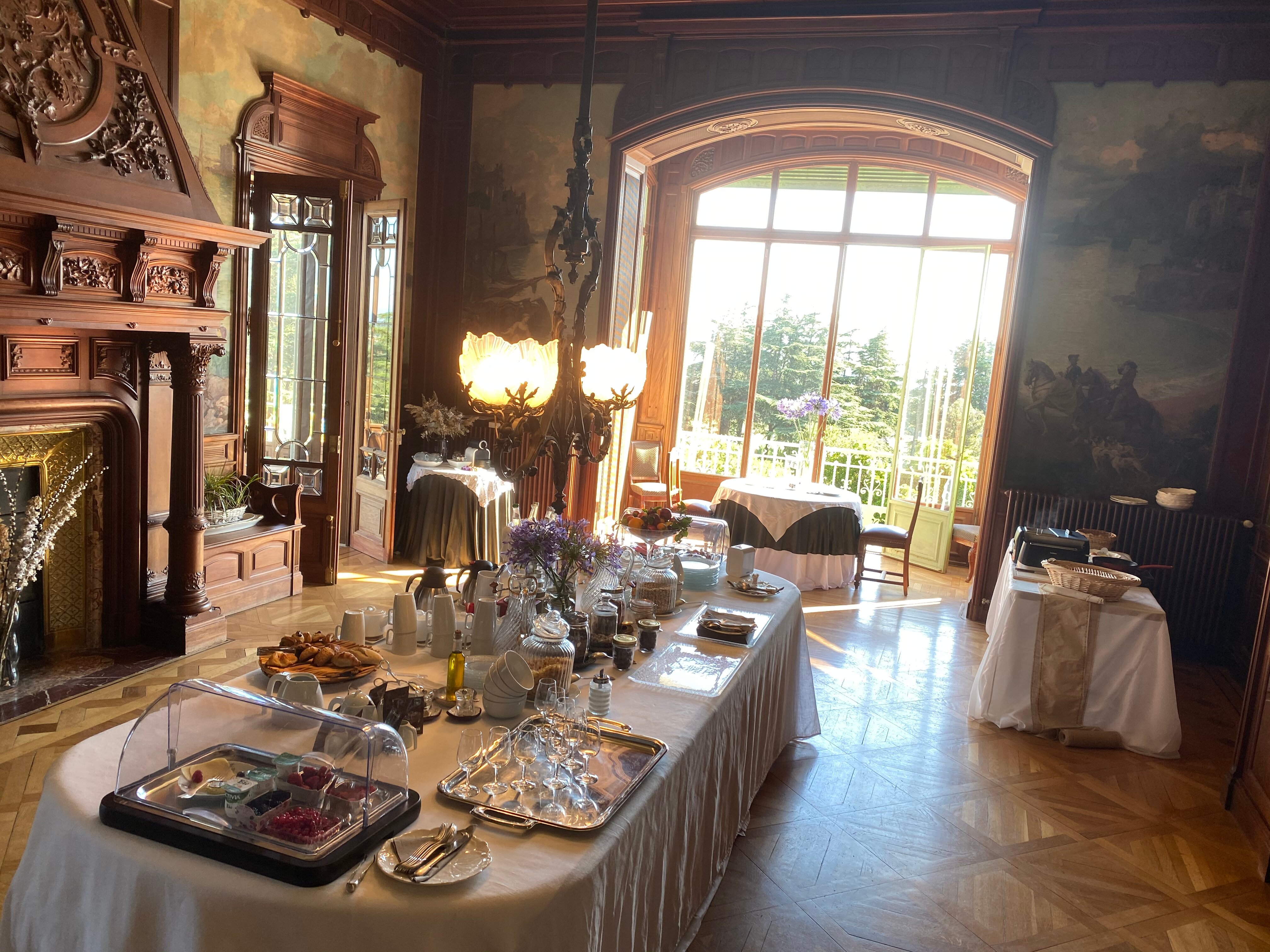 Chateau Valmy-餐饮