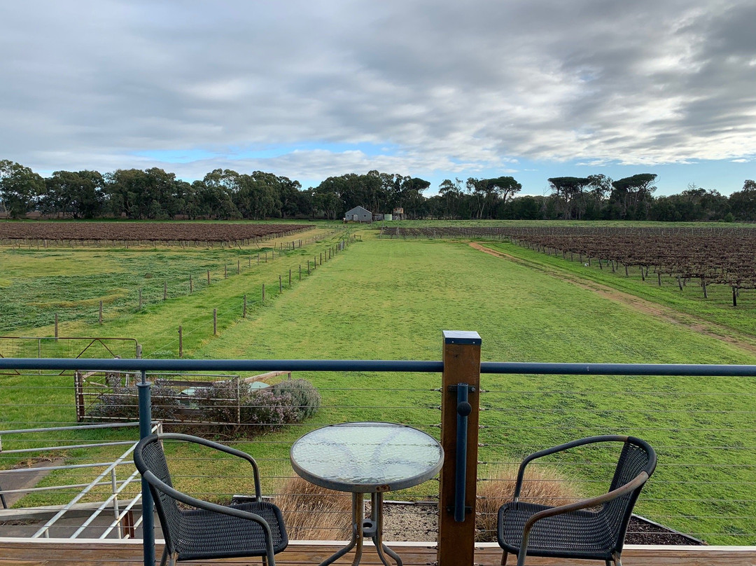 Alice's Bed and Breakfast主图