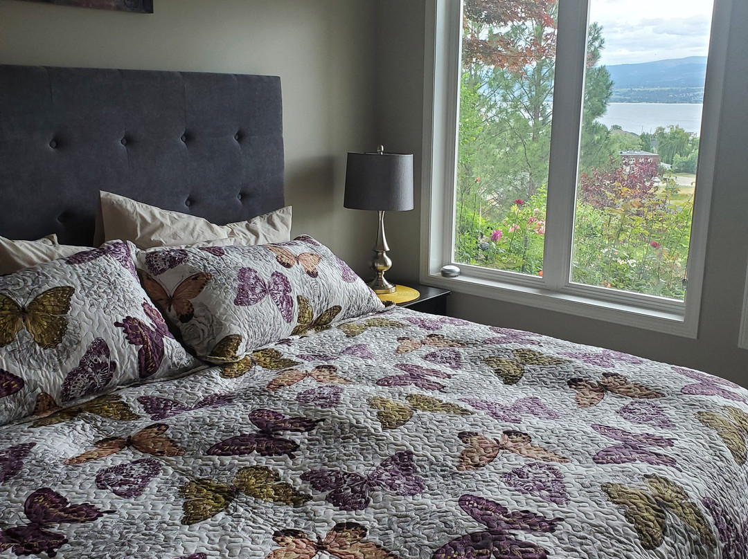 Apple Blossom Bed & Breakfast主图