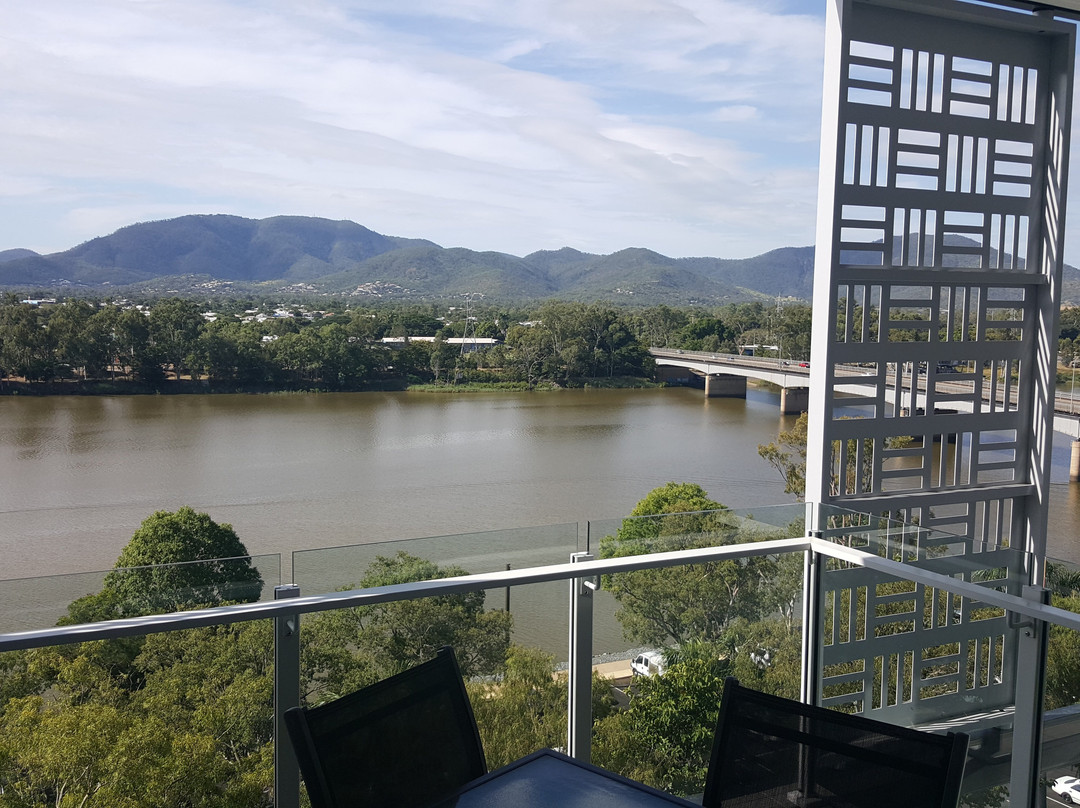 罗克汉普顿帝国公寓式酒店主图