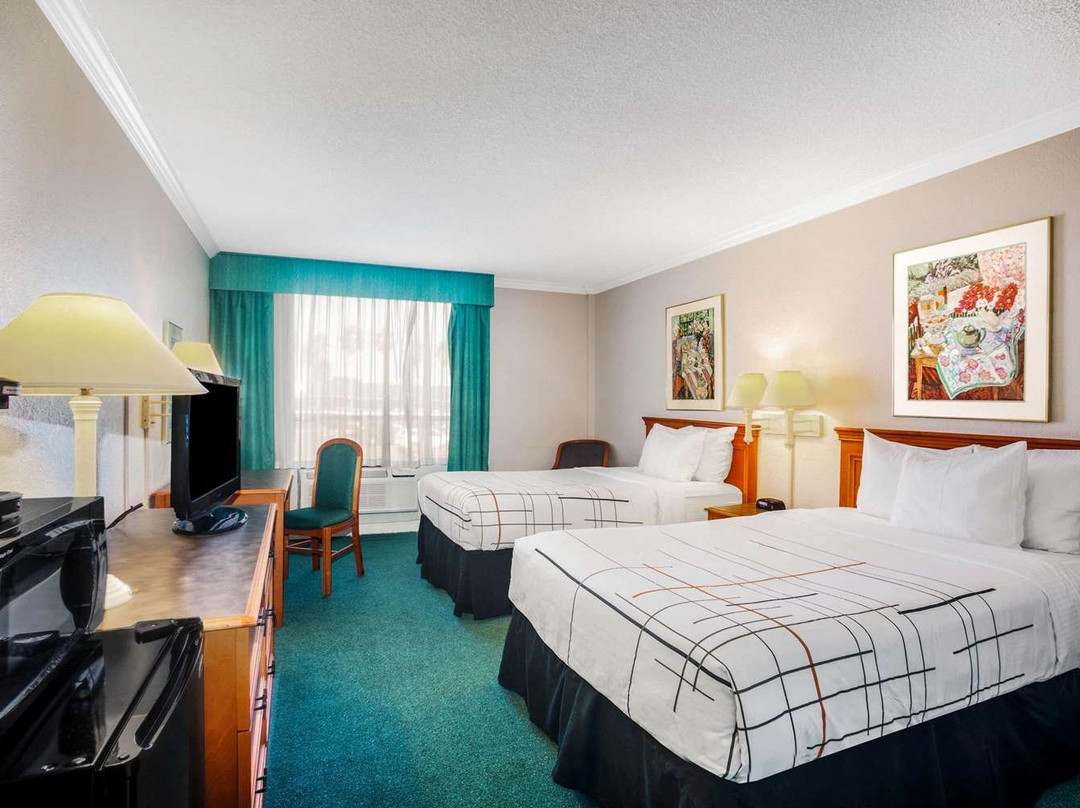 Days Inn Inn by Wyndham Del Rio主图