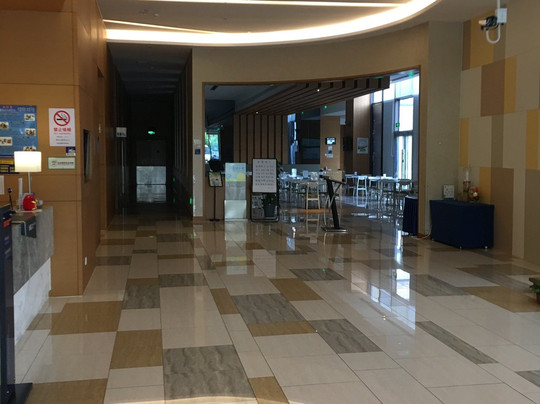 上海嘉定城中智选假日酒店主图