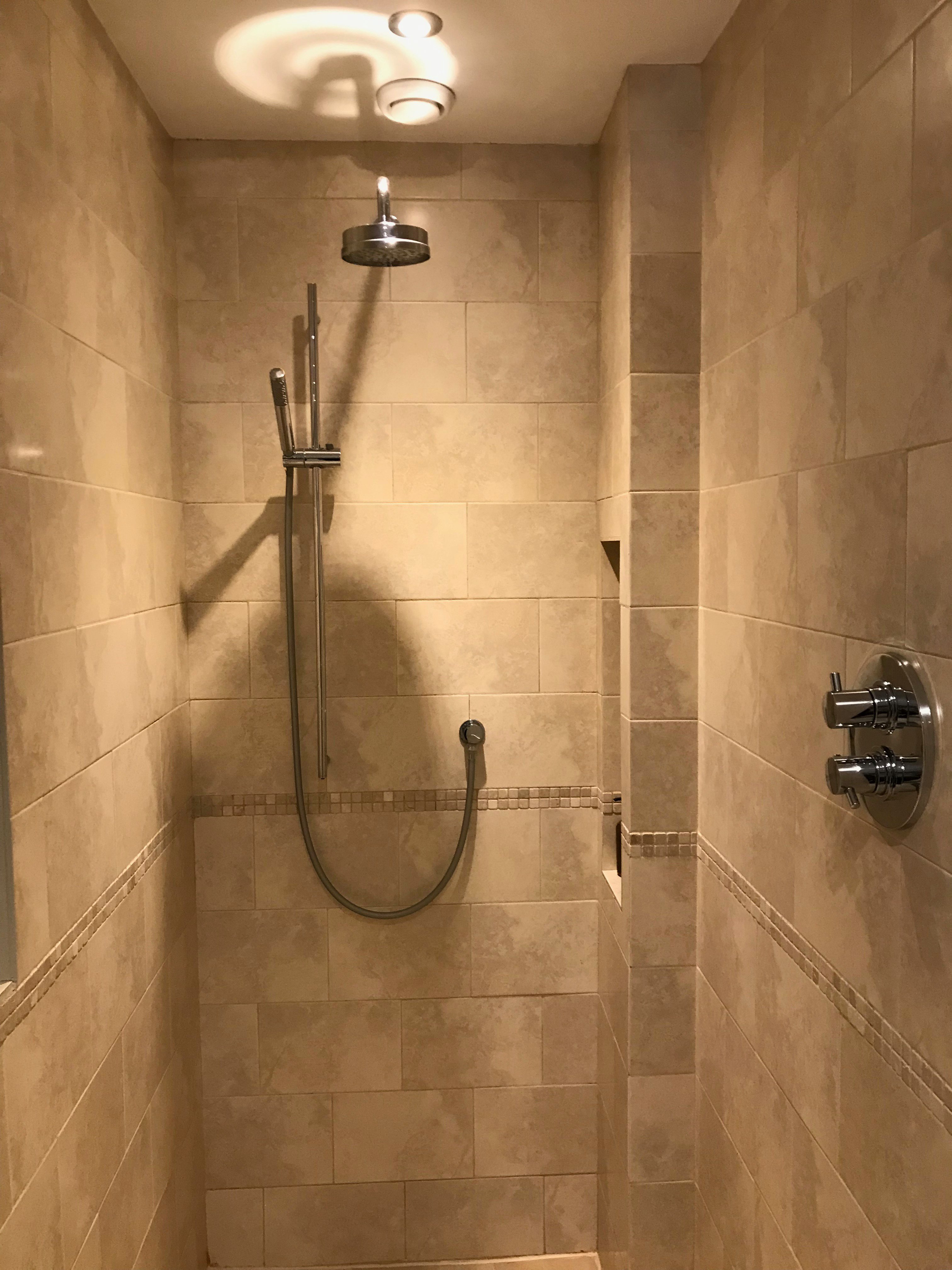 罗恩别墅住宿加早餐酒店-浴室