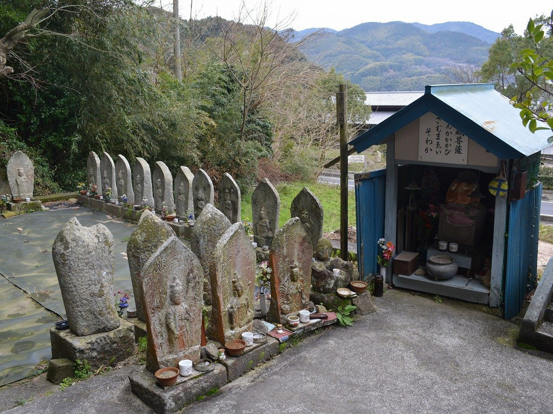 Yomeirazu Kannon - Hinoshiri Kannon景点图片