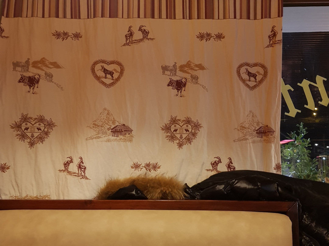 Le Chalet Suisse主图