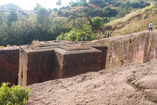 Chris Lalibela Tours
