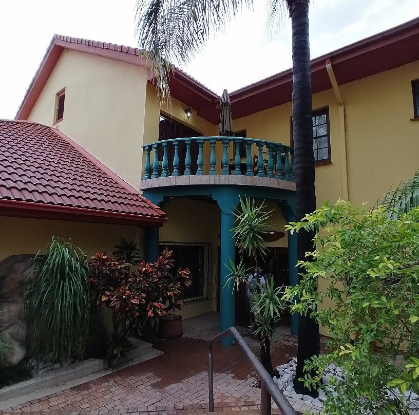 Makalani Hotel主图