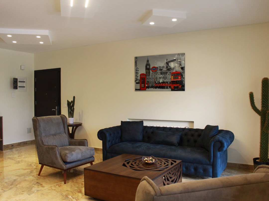 Barouk View Hotel Apartments主图