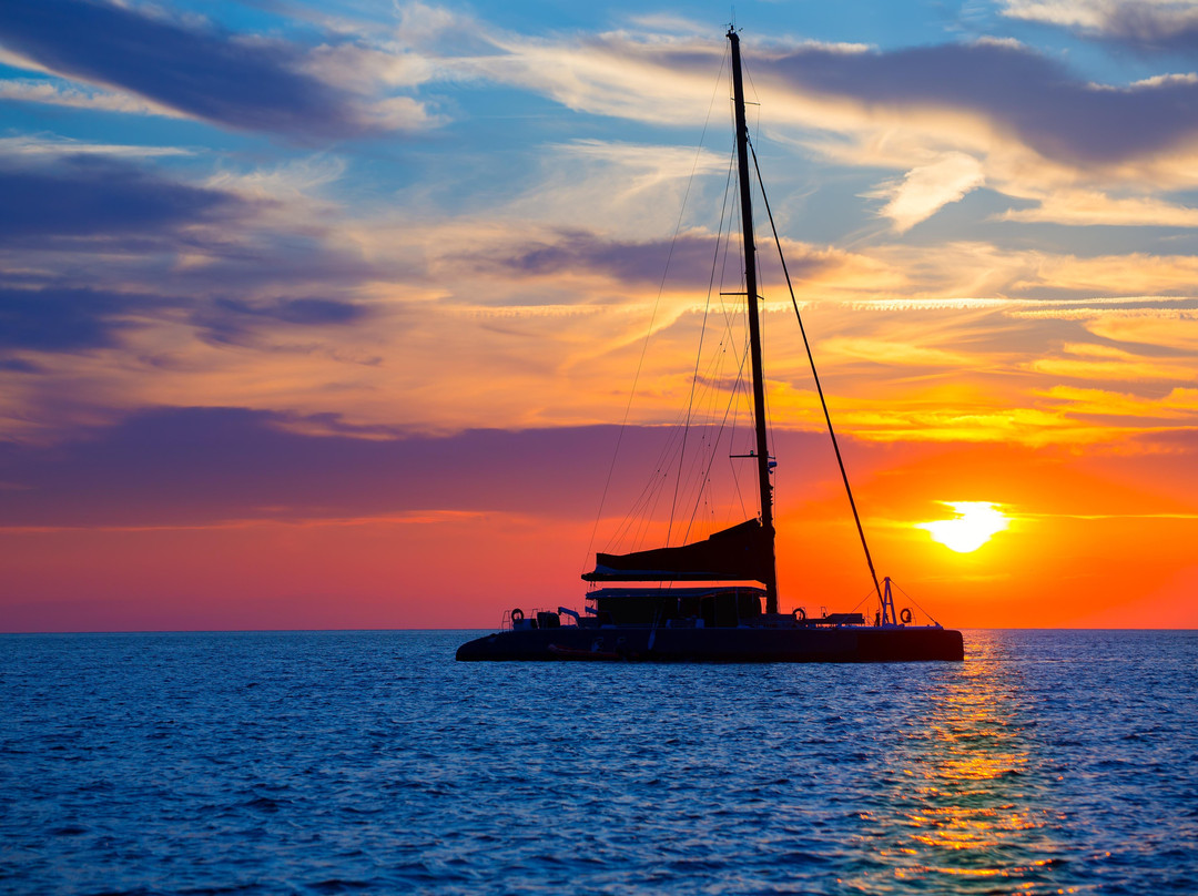 Santorini Luxury Yachting景点图片