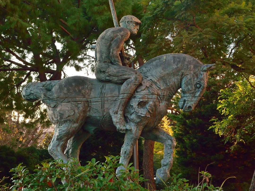 Chemin des Sculptures-丰维耶必去景点