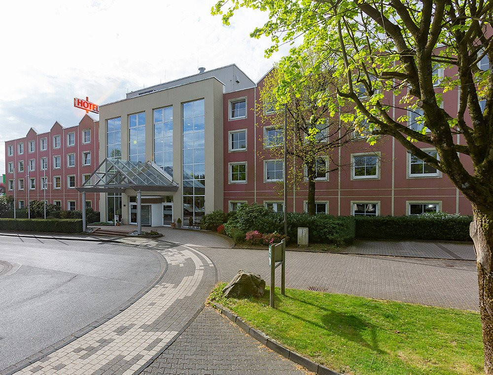 雷姆沙伊德美居酒店主图