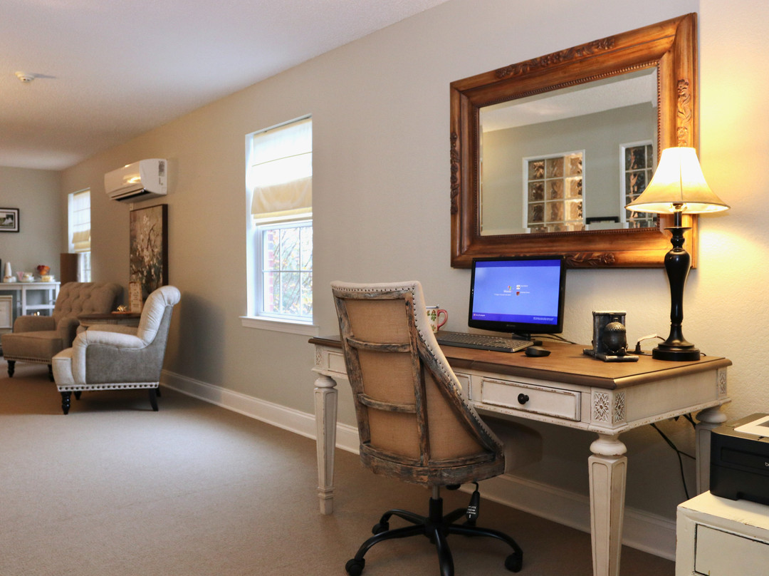 The Acorn Inn of Elon主图