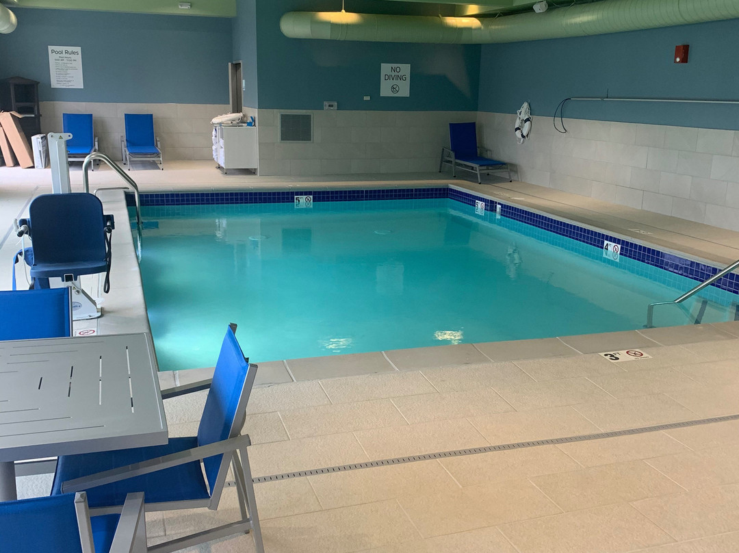 Holiday Inn Express & Suites Elko By IHG主图