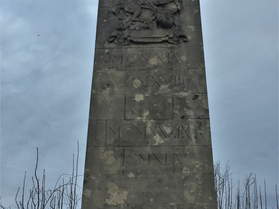 Cranbrook War Memorial-Cranbrook必去景点