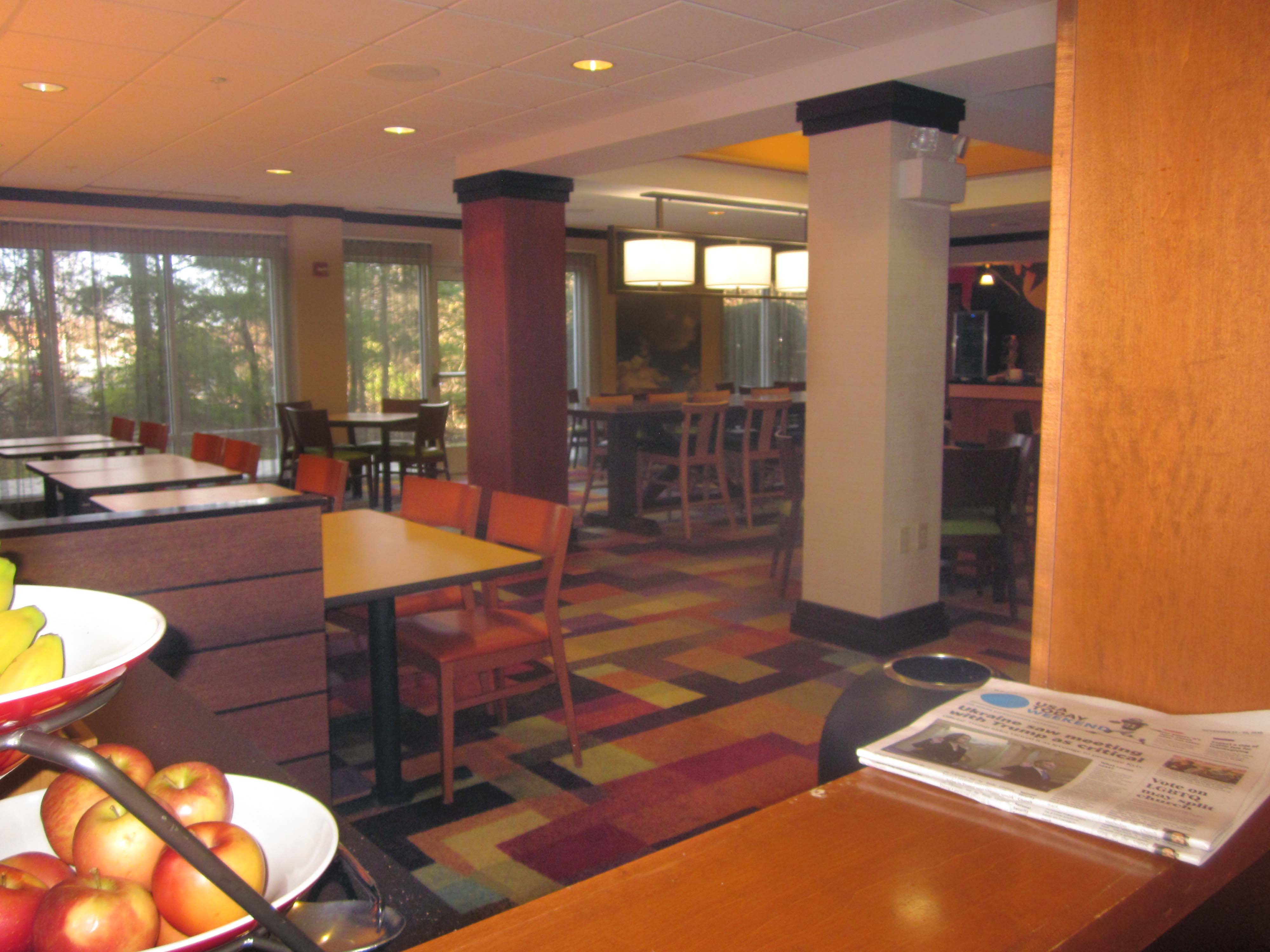 Fairfield by Marriott Inn & Suites Carlisle-餐饮