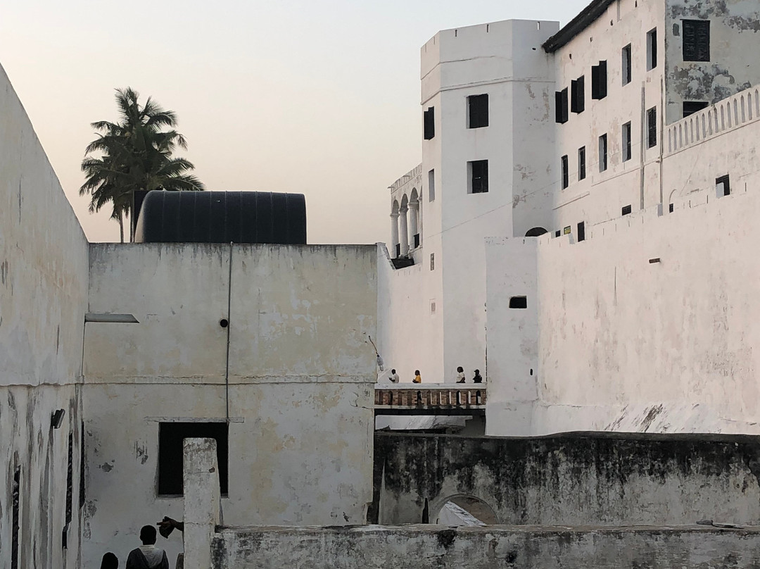 Elmina Free Walking Tour-Elmina必去景点