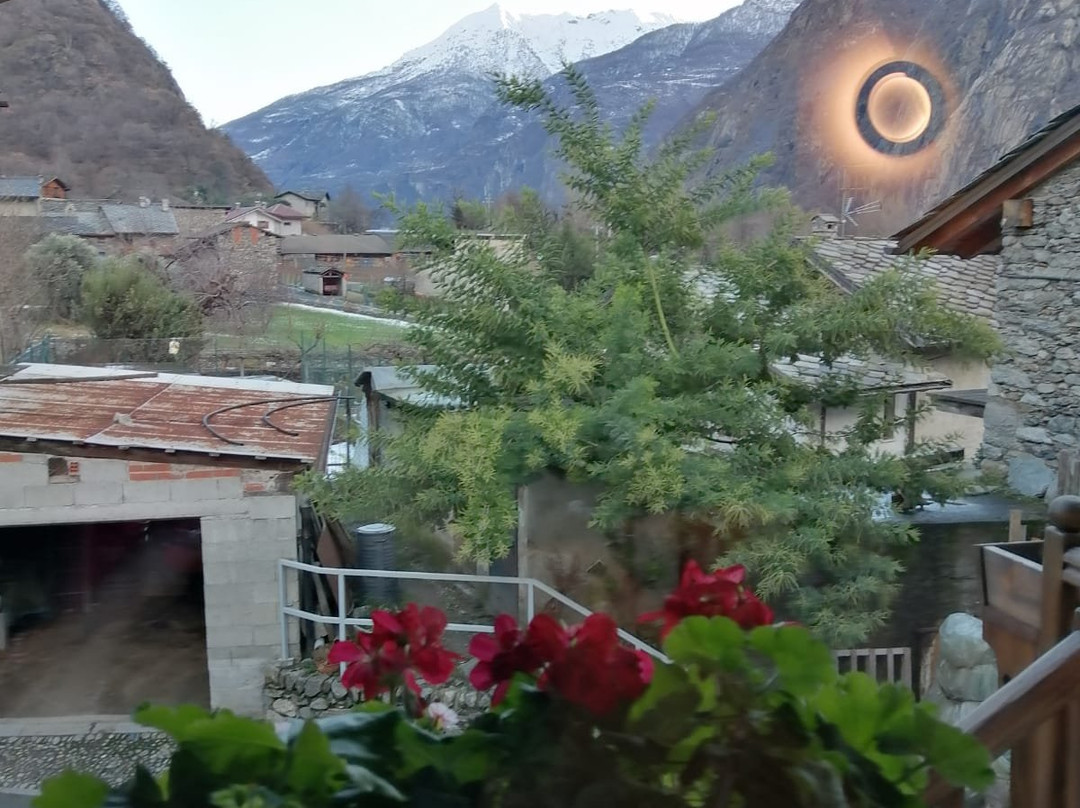 Au coeur du village主图