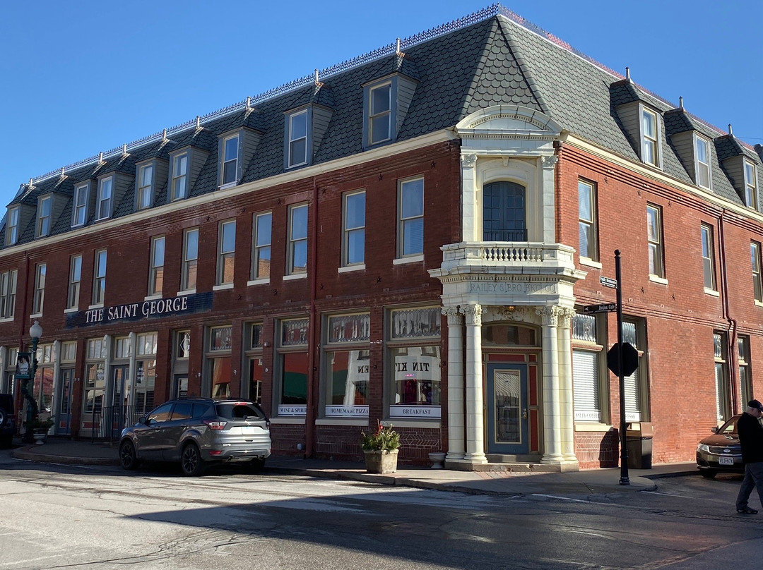 The Saint George Hotel主图