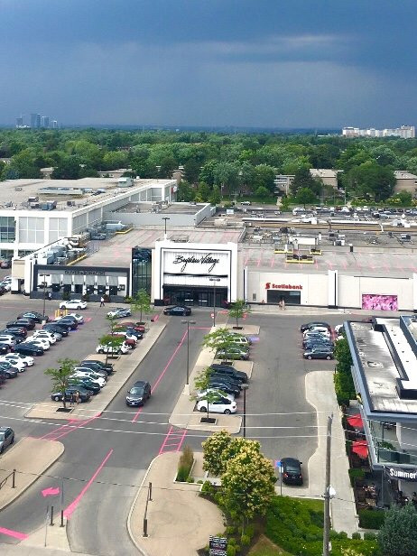 湾景村购物中心-多伦多必去景点