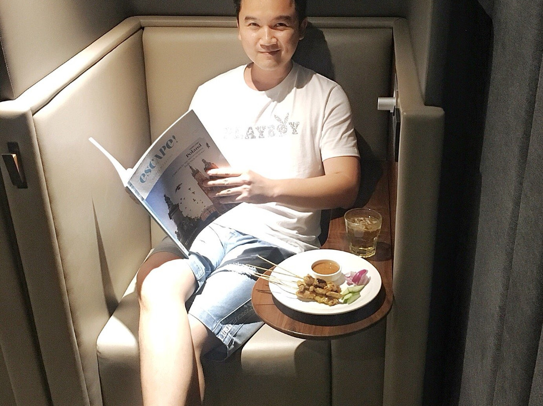 Plaza Premium Lounge (Departure Hall, Outside Secured Area)景点图片