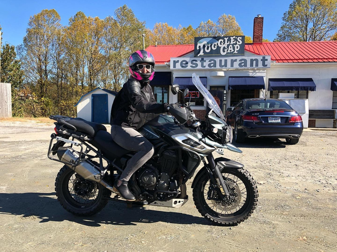 Nate Jennings-罗阿诺克必去景点