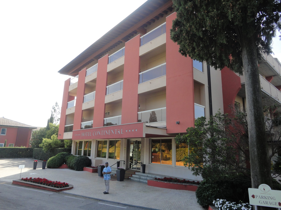 Hotel Continental主图
