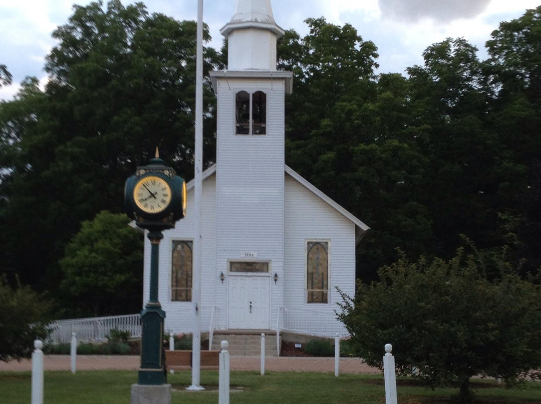 McCurdy Park and Historical Village景点图片