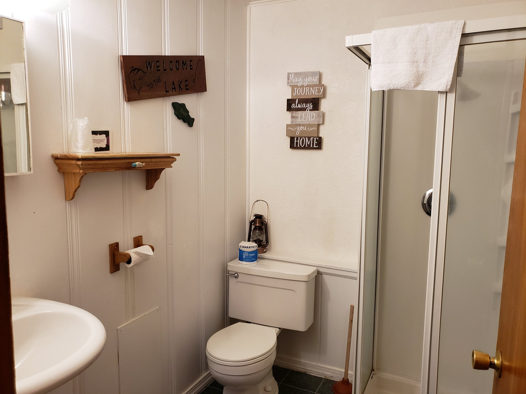 Crescent Moon Motel主图