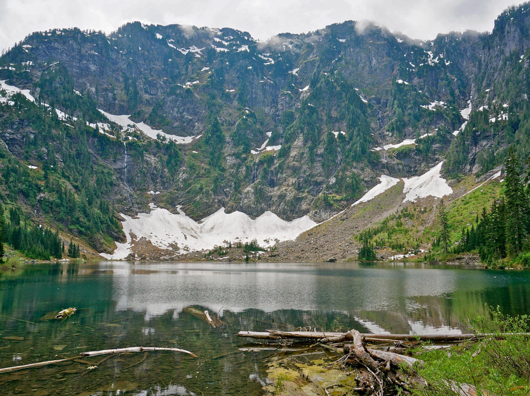 Lake Twenty Two Trail景点图片