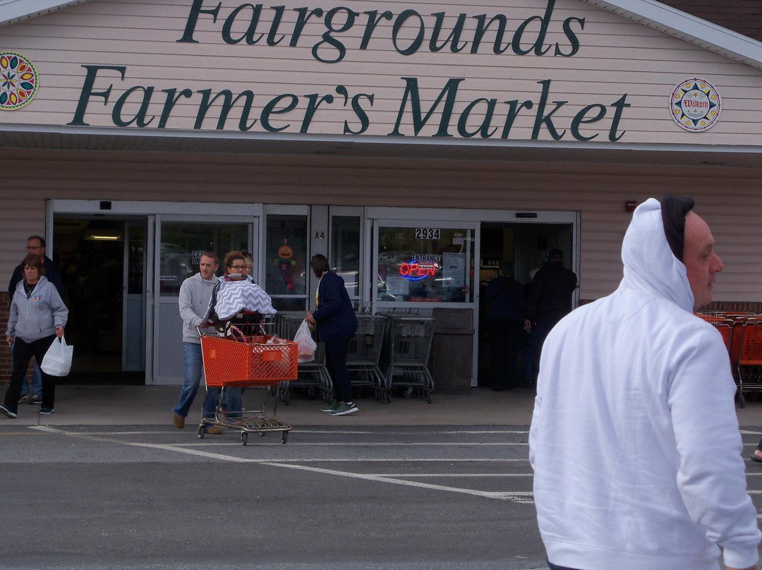 Fairgrounds Farmers Market景点图片