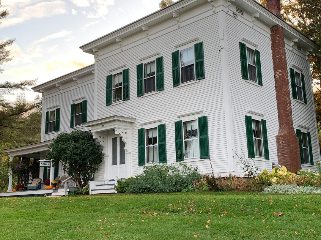 Marshfield Inn & Motel主图