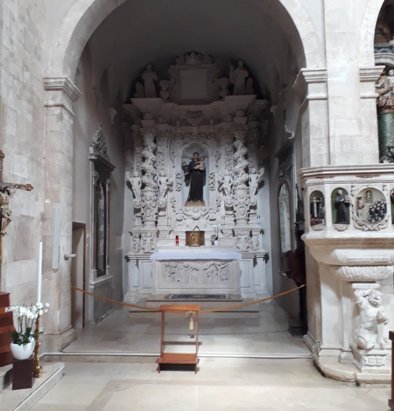 Chiesa di San Francesco-卡斯特拉纳格罗泰必去景点