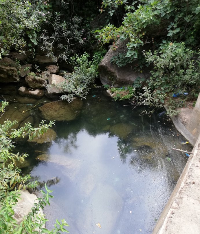 El-Ourit Waterfalls景点图片