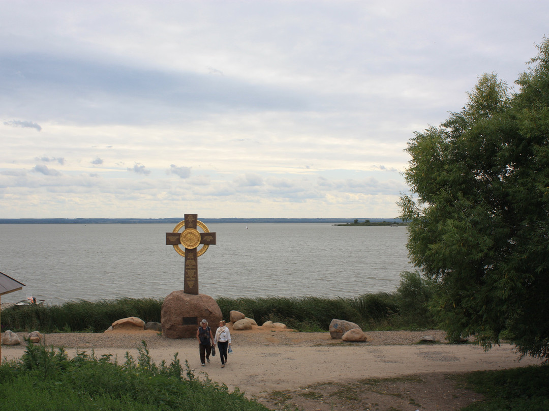 Memorial Cross景点图片
