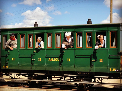 Saint-Jean-de-Linieres旅游攻略图片