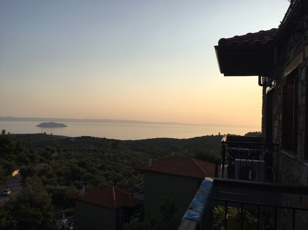 Chorostasi Guest House主图