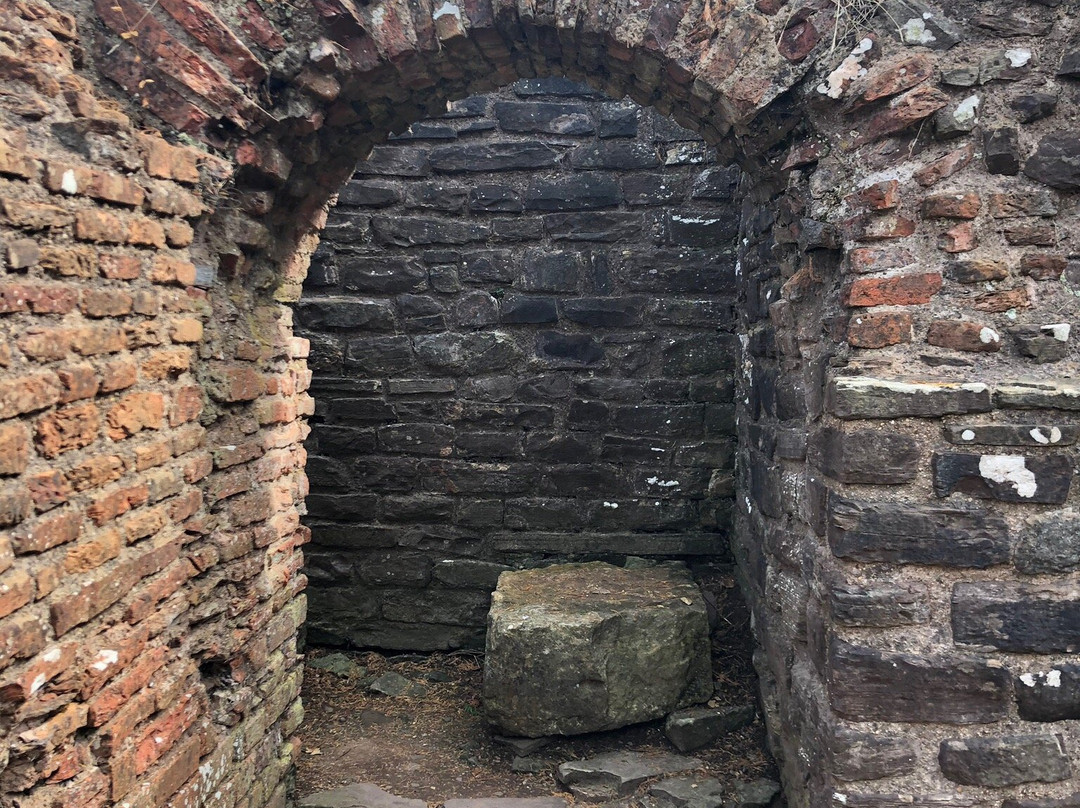Caerleon Amphitheatre-Caerleon必去景点