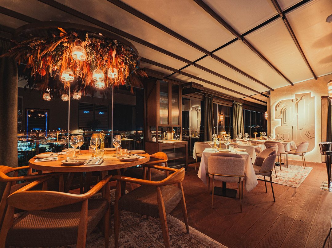 Epsilon Restaurant