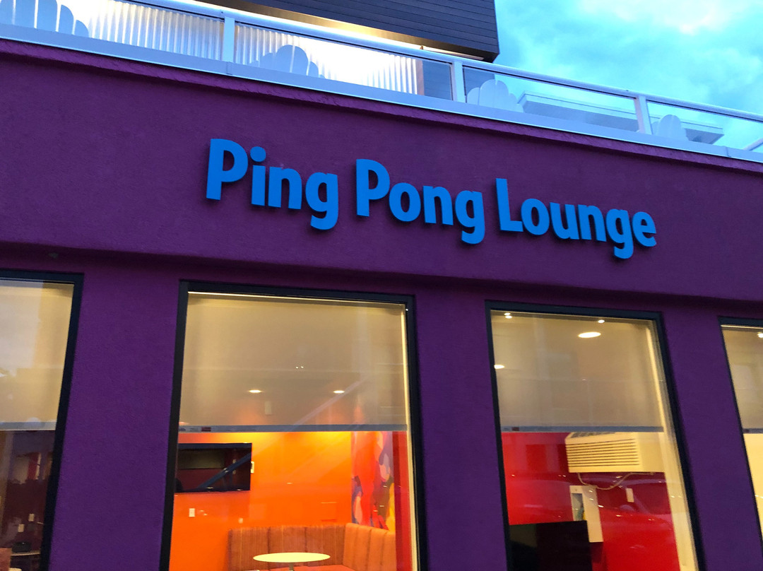 基洛纳泽德酒店主图