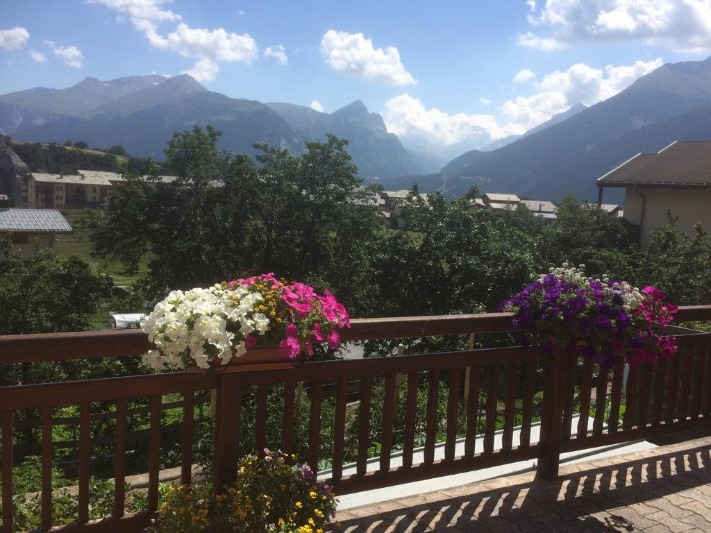 La Roche du Croué主图