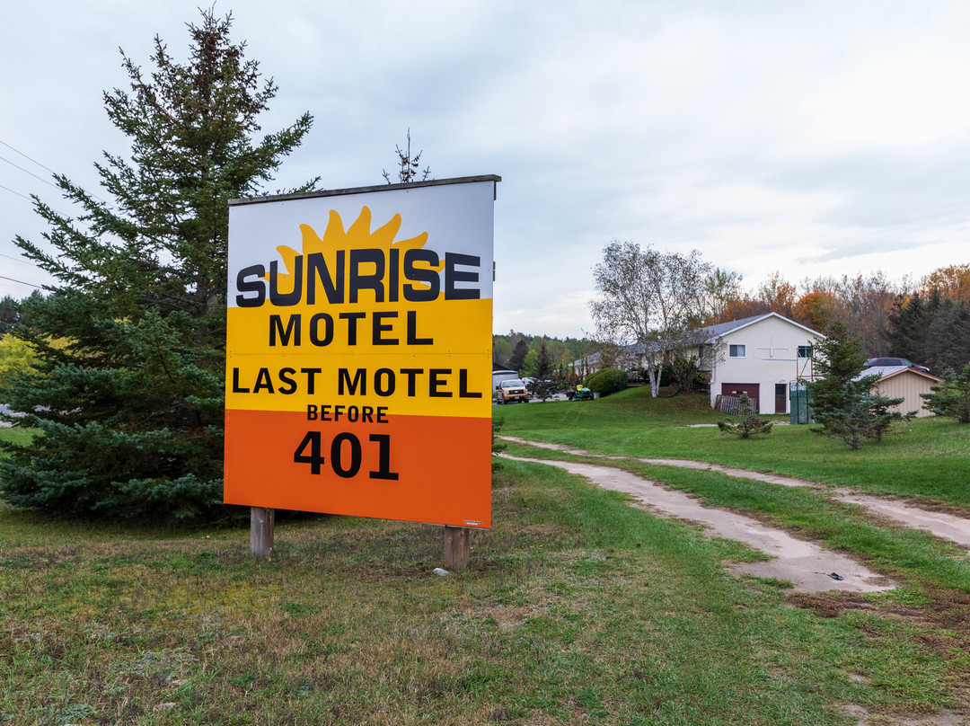 Sunrise Motel