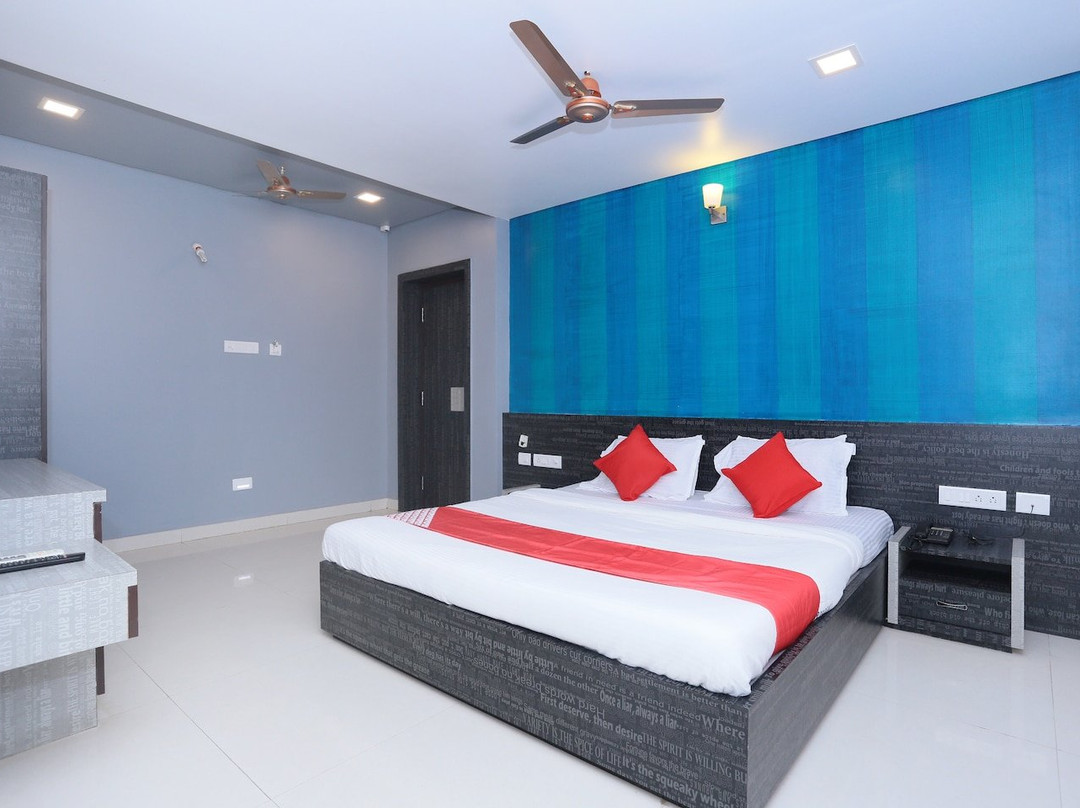 Kalaimagal Residency