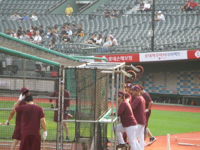 Sajik Baseball Stadium-釜山必去景点