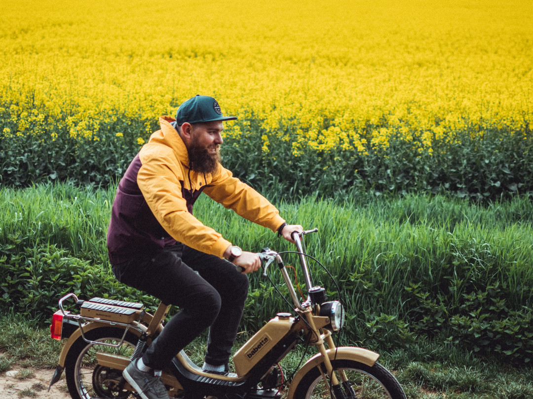 Czechoslovakia Moto-布拉格必去景点