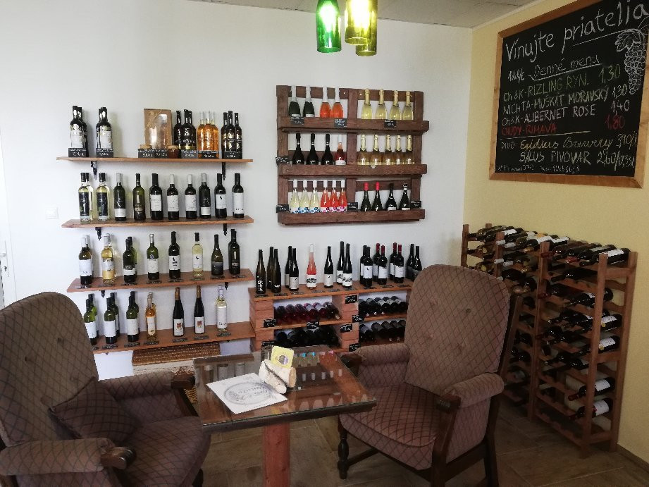 Vinaren - Wine Bar Viluto