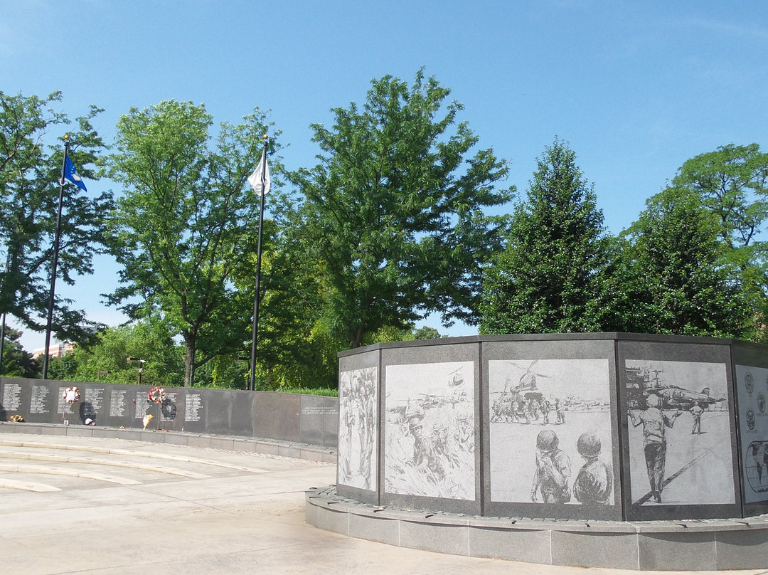Philadelphia Vietnam Veterans Memorial景点图片