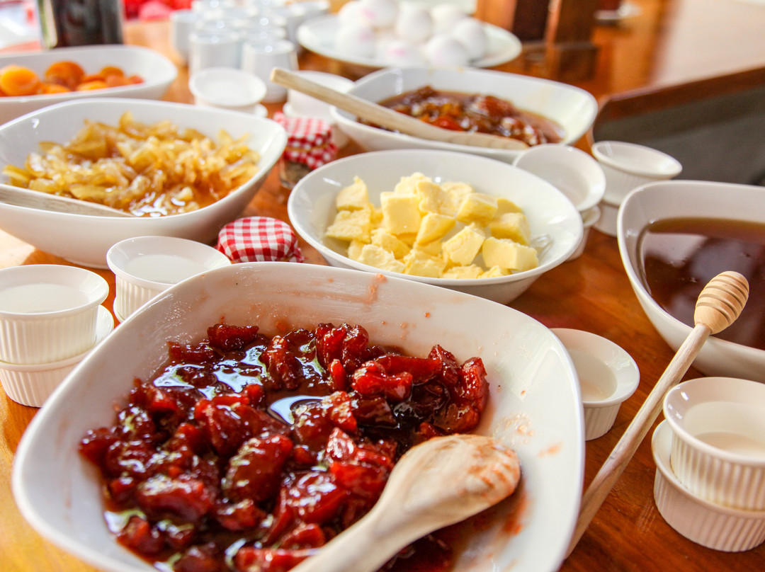 德迪米恩花园酒店主图