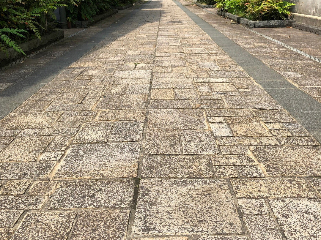 Heart Stone Pavement-松江市必去景点